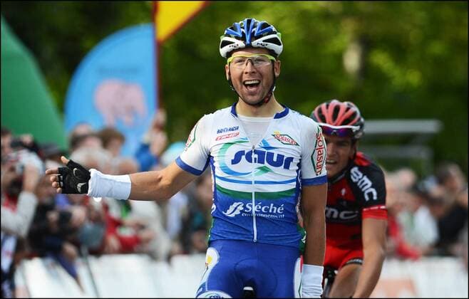 Julien Simon ( Saur team ) - Greg Van Avermaet ( BMC ) CYCLISME : Grand Prix de Wallone - 12 09 2012 PhotoNews Panoramic 