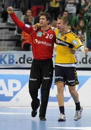 15.09.2012, SAP-Arena, Mannheim, GER, HBL, Rhein-Neckar-Löwen vs HSG Wetzlar, im Bild Jubel Torwart Niklas Landin JACOBSEN ( 20 Rhein-Neckar-Löwen ) und Oliver ROGGISCH ( 4 Rhein-Neckar-Löwen ) during the HBL, GER, Rhein-Neckar-Löwen vs HSG Wetzlar on 2012 09 15, SAP-Arena, Mannheim, Germany. GER, HBL, Rhein-Neckar-Löwen vs HSG Wetzlar