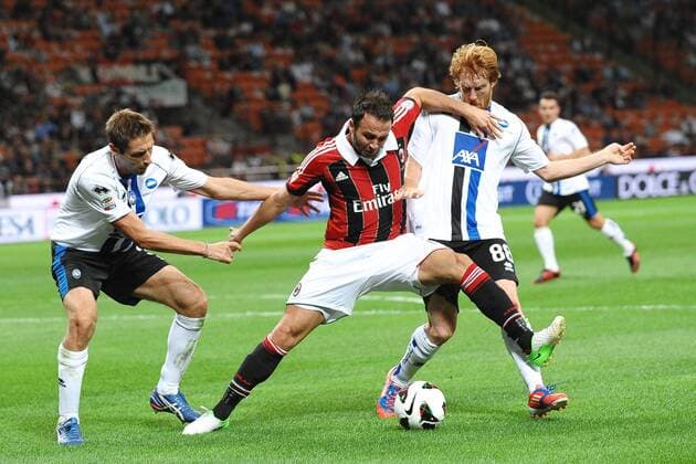Stefano Lucchini Atalanta, Giampaolo Pazzini Milan, Davide Biondini Atalanta Milano 15 9 2012 Stadio Giuseppe Meazza San Siro Football Serie A 2012 2013, AC Mailand - Atalanta Bergamo. andreaxstaccioli