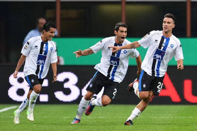 Luca Cigarini (3L) Atalanta 0-1 Goal celebration Milano 15 9 2012 Stadio Giuseppe Meazza San Siro Football Calcio Serie A 2012 2013 AC Milan vs Atalanta Bergamo andreaxstaccioli