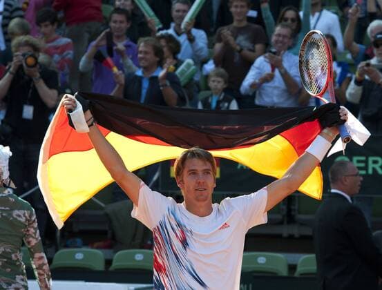 DavisCup 2012 in Hamburg GER_AUS So sehen Sieger aus! Cedrik-Marcel Stebe GER Â