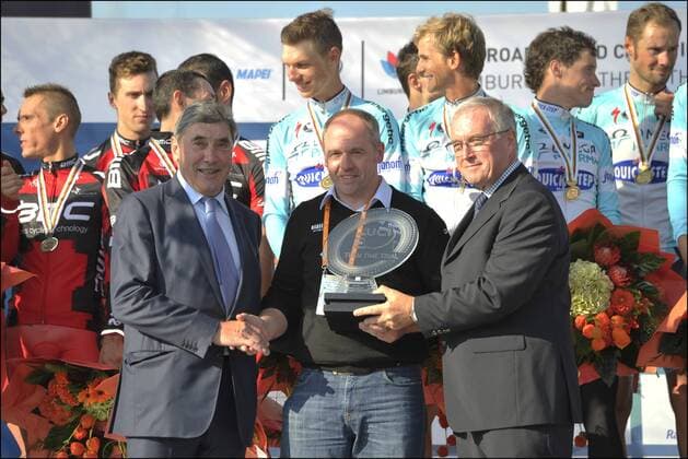 Weltmeister Team Omega Pharma - Quickstep (Quick Step) team director Tom Steels (centre) UCI President Pat McQuaid and Eddy Merckx WM Limburg Zeitfahren Team Mannschaftszeitfahren 16 09 2012 xPhotoNewsxPanoramicx 