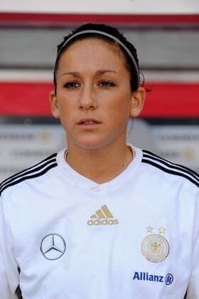 Nadine Kessler ( Deutschland Portrait ) 19.09.2012, EM Qualifikation, Duisburg