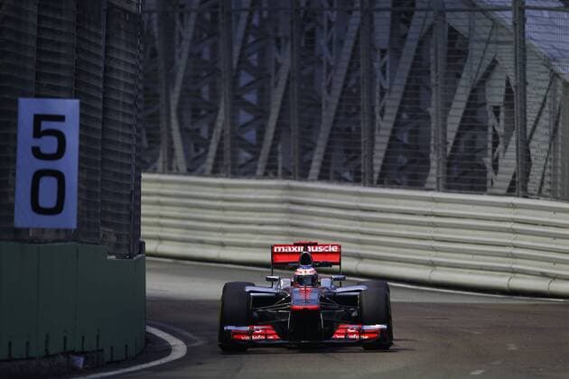 Motorsports: FIA Formula One World Championship 2012, Grand Prix of Singapore, 3 Jenson Button (GBR, Vodafone McLaren Mercedes), xHOCHxZWEIx