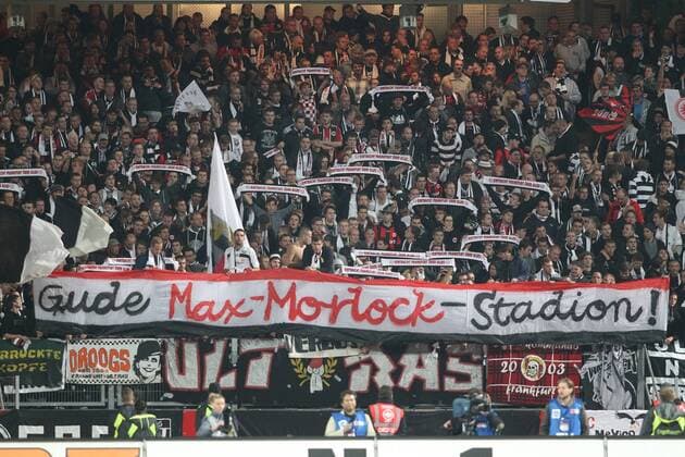 21.09.2012 - Fussball - Saison 2012 2013 - 1. Fussball - Bundesliga - 04. Spieltag: Nürnberg - Eintracht Frankfurt - DaMa - Spruchband Transparent der Frankfurt Fans: Gude Max-Morlock-Stadion