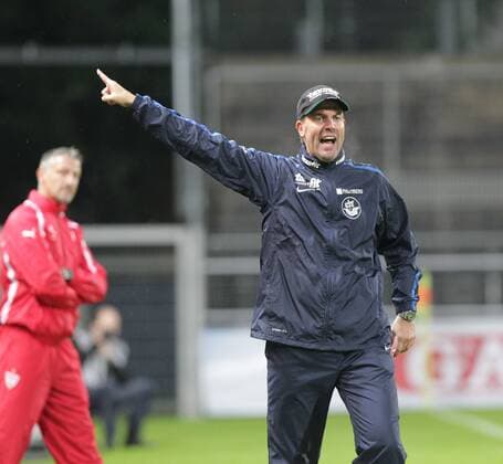 3 Bundesliga VfB Stuttgart II vs. F.C. Hansa Rostock 25.09.12 Gazi Stadion Trainer Marc FASCHER ( F.C. Hansa Rostock )