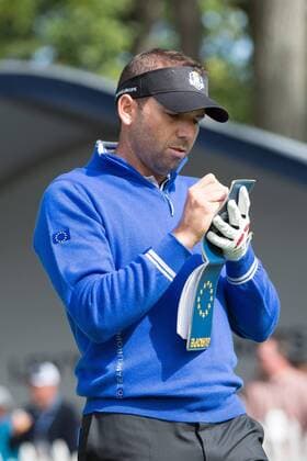 26 September 2012: Sergio Garcia making notes after hitting off of the 2 tee box during a practice round of golf for the 2012 Ryder Cup at Medinah Country Club, Medinah, Il GOLF: SEP 26 PGA Golf Herren - Ryder Cup - Practice Round Icon484092620122630 EDITORIAL USE ONLY