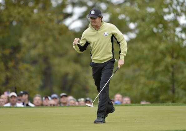 Team Europe s Rory McIlroy of Northern Ireland (Nordirland) reacts after sinking a birdie putt on the seventh hole at the 39th Ryder Cup at Medinah Country Club on September 28, 2012 in Medinah, Illinois.  BKX2012092820