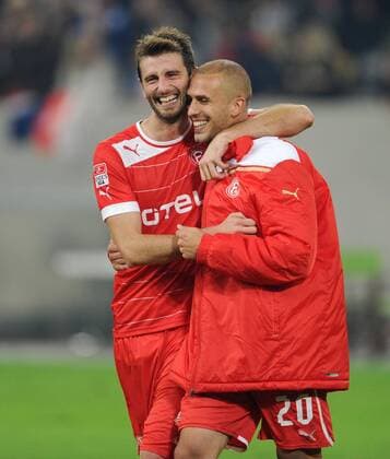 28-09-2012, Fussball, Saison 2012-2013, 1. Bundesliga, 6. Spieltag, Fortuna Düsseldorf - FC Schalke 04, Jubel Stylianos Malezas (Fortuna Düsseldorf), li., und Dani Schahin