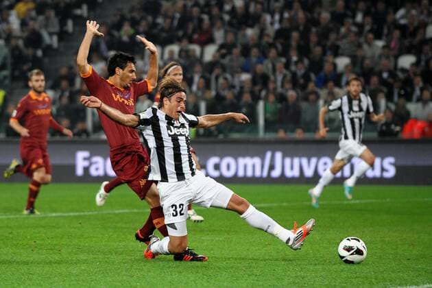 Foul von Nicolas Burdisso Roma an Alessandro Matri Juventus Penalty foul - Turin 29 9 2012 Stadio Juventus Stadium, Football Calcio Serie A 2012 2013, Juventus Turin Vs AS Rom andreaxstaccioli