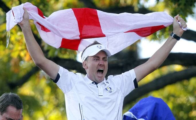 Team Europe s Ian Poulter, from England, celebrates after Europe s 14 1 2 to 13 1 2 win over the USA to win the 39th Ryder Cup at Medinah Country Club on September 30, 2012 in Medinah, Illinois.  MED2012093011