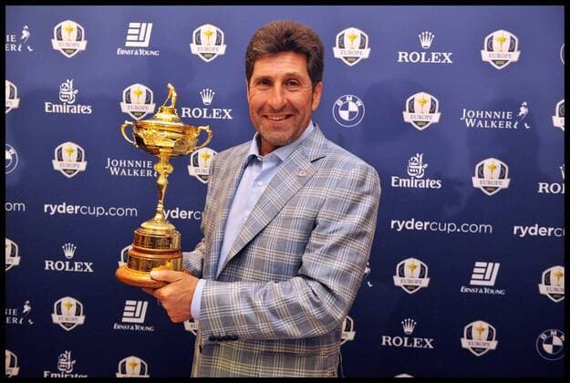 Ryder Cup Captain Jose Maria Olazabal, kisses the Ryder Cup after the victorious European Ryder Cup Team which retained the trophy in thrilling fashion at Medinah Country Club in Chicago on Sunday, give a press conference at Heathrow s Sofitel Hotel, Tuesday October 2, 2012 - AndrewxParsonsx xi-Images  AJP