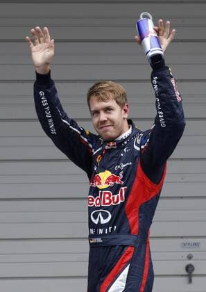 Motorsports: FIA Formula One World Championship 2012, Grand Prix of Japan, 1 Sebastian Vettel (GER, Red Bull Racing), xHOCHxZWEIx
