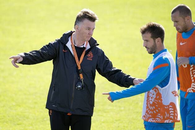 (L-R) coach Louis van Gaal of Holland, Rafael van der Vaart of Holland Netherlands Training Session Training 2012 2013 xVIxxIVx 1186449