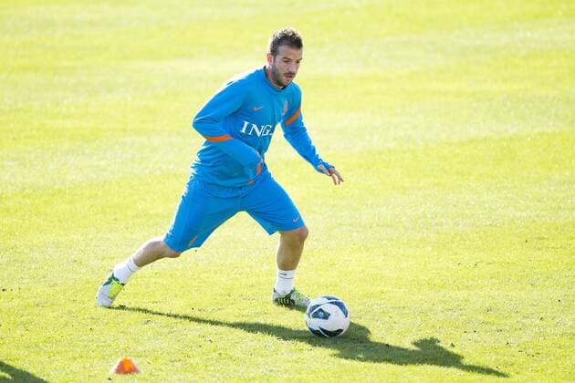 Rafael van der Vaart of Holland Netherlands Training Session Training 2012 2013 xVIxxIVx 1186435