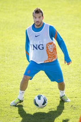 Rafael van der Vaart of Holland Netherlands Training Session Training 2012 2013 xVIxxIVx 1186448