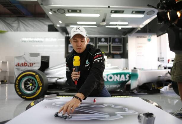 Motorsports: FIA Formula One World Championship 2012, Grand Prix of Korea, 8 Nico Rosberg (GER, Mercedes AMG Petronas F1 Team), xHOCHxZWEIx
