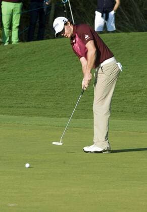ANTALYA, Oct. 11, 2012 -- Rory McIlroy of Northern Ireland (Nordirland) plays a shot in his match during the third round of the Turkish Airlines World Golf Final at Antalya Golf Club in Antalya, Turkey, on October 11, 2012. 