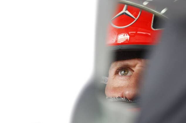 Motorsports: FIA Formula One World Championship 2012, Grand Prix of Korea, 7 Michael Schumacher (GER, Mercedes AMG Petronas F1 Team), xHOCHxZWEIx