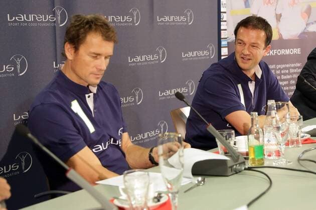 Laureus Botschafter Jens Lehmann (Ex-Nationaltorwart) und Fredi Bobic (Manager VfB Stuttgart)