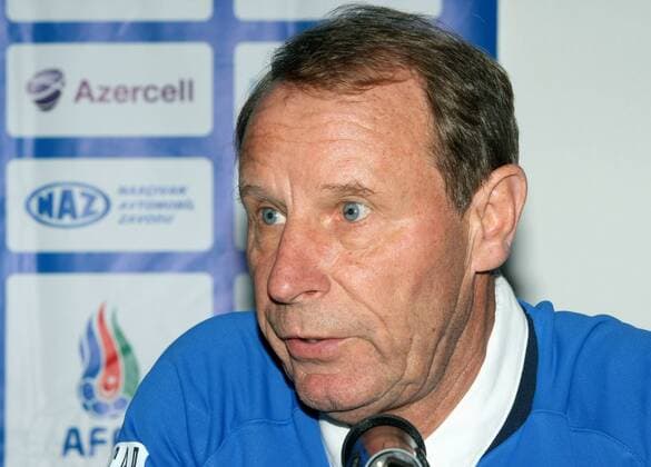 Russia. Moscow. National coach Hans-Hubert Berti Vogts (AZE). 