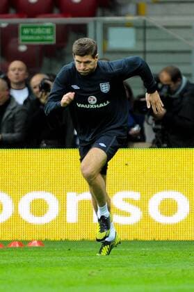 15.10.2012, WARSZAWA, PILKA NOZNA, FOOTBALL, WORLD CUP 2014 QUALIFYING, ENGLAND NATIONAL TEAM TRAINING, STEVEN GERRARD  20121015PF_RO020