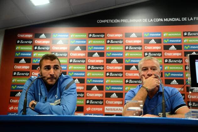 Karim BENZEMA - Didier DESCHAMPS - Madrid : PK Nationalteam Frankreich - 15 10 2012 AnthonyBIBARDFEP 