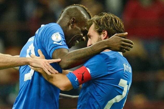Mailand, 16 10 2012 - Italien vs Dänemark: Torjubel Mario Balotelli 
