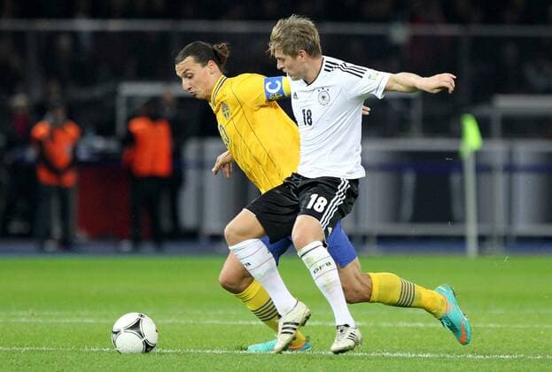 GER, WMQ, LS, Deutschland vs Schweden 16.10.2012, Olympia Stadion, Berlin, WMQ, LS, Deutschland (GER) vs Schweden (SWE) im Bild Marco Reus (GER) gegen Zlatan Ibrahimovic (SWE) during the match between Germany and Sweden on 2012 10 16