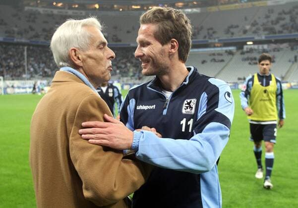 Präsident Dieter Schneider, Benjamin Lauth (1860) Fussball 2. BL München Allianz Arena 22.10.2012 TSV 1860 München - FC Erzgebirge Aue