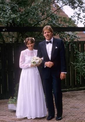 Hochzeit von Torwart Klaus Wöller (TuS Nettelstedt BR Deutschland) und Gattin Jutta