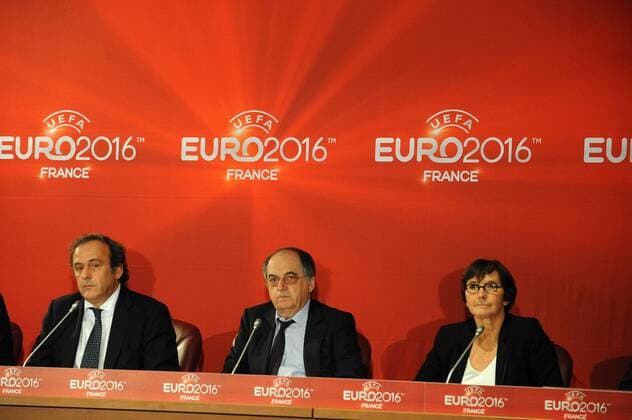 Michel Platini ( President UEFA ) - Noel le Graet ( President de la Federation Francaise de Football ) - Valerie Fourneyron ( Ministre des Sports ) FOOTBALL : Comite de pilotage UEFA EURO 2016 - Paris - 23 10 2012 N.LeGouic FEP Panoramic 