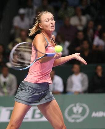 TEB BNP Paribas WTA Tennis Damen Championships Day 1 match - Maria Sharapova of Russia at Sinan Erdem Dome Istanbul - 23.10.2012 Scored: Sharapova 2 - Errani 0 