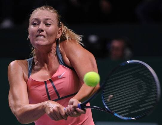 ISTANBUL, Oct. 23, 2012 - Maria Sharapova of Russia during the first round of WTA Tennis Damen Championships 2012 in Istanbul of Turkey on Oct. 23, 2012. Sharapova won the match with 2-0. (Xinhua Ma Yan) TURKEY-ISTANBUL-WTA Championships 