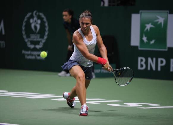 ISTANBUL, Oct. 23, 2012 - Sara Errani of Italy during the first round of WTA Tennis Damen Championships 2012 in Istanbul of Turkey on Oct. 23, 2012. Sara Errani lost the match with 0-2. (Xinhua Ma Yan) TURKEY-ISTANBUL-WTA Championships 