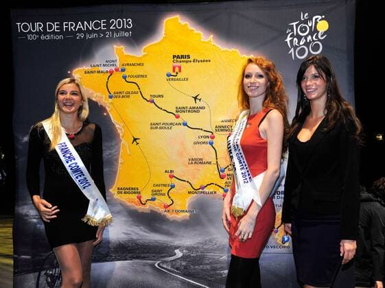RADSPORT - Tour de France 2013, Vorschau, Strecken-Praesentation PARIS,FRANKREICH,24.OKT.12 - DIVERS, RADSPORT - Tour de France 2013, Vorberichte, Streckenpräsentation im Palais de Congres. Bild zeigt den Tourverlauf und Girls. 