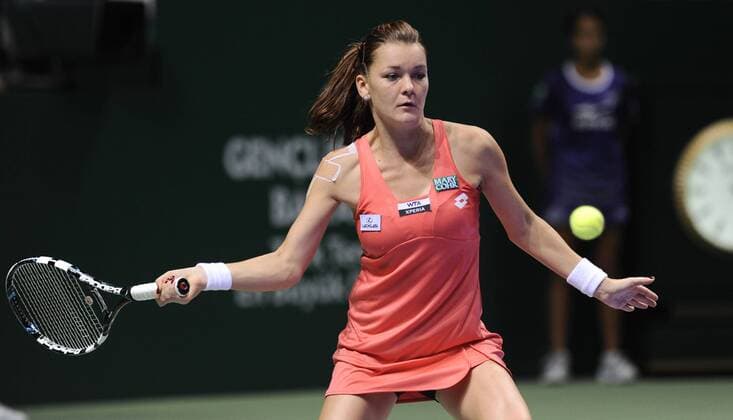 Poland s Agnieszka Radwanska returns a ball during the WTA Tennis Damen Championships tennis tournament in Istanbul, on October 27, 2012. 
