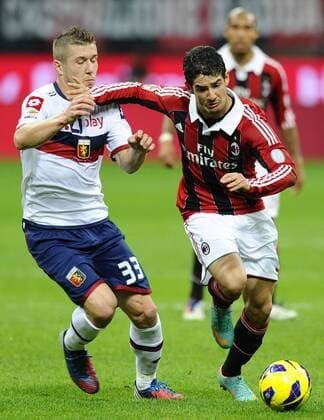 27.10.2012, Mailand - Serie A 2012 2013 - AC Mailand vs FC Genua CFC 1893 - Alexandre Pato - Juraj Kucka 