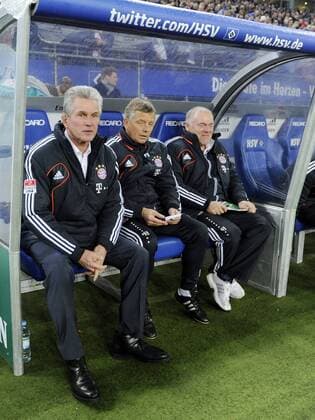 Jupp Heynckes Cheftrainer FC Bayern München, Peter Hermann Co-Trainer, Hermann Gerland Co-Trainer, Hamburger SV vs FC Bayern, Hamburger SV vs Bayern München 0 : 3 in der imtech Arena Hamburg, Fussball Erste Bundesliga, Saison 2012 2013 Hamburg 03. 11. 2012 Bitte Bildunterschrift STRUSS NG