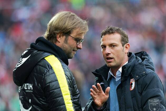 Trainer Jürgen Klopp (Dortmund) und Trainer Markus Weinzierl (FC Augsburg) v.l. vor dem Spiel 1. Bundesliga, 11. Spieltag, Saison 2012 2013, 10.11.2012, FC Augsburg - BVB Borussia Dortmund in der SGL Arena
