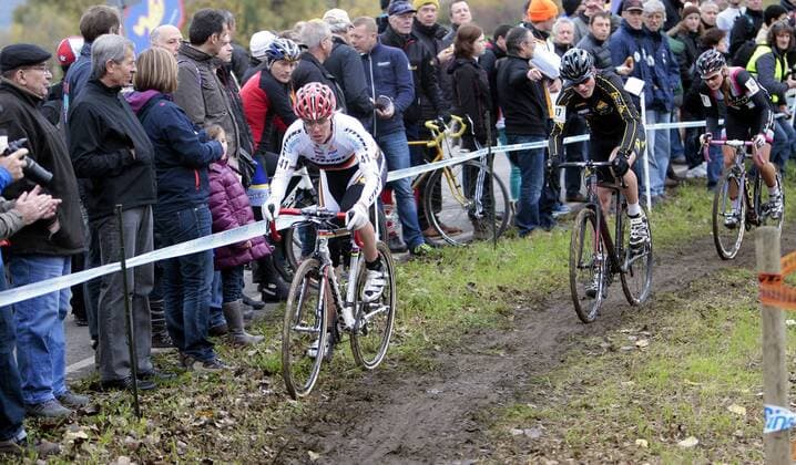 Radsport - 7. ENTEGA City Cross Cup Lorsch - 11.11.2012 - Lorsch v. l. Vorne Hanka Kupfernagel Siegerin Elite Damen Aktion, Einzelbild -