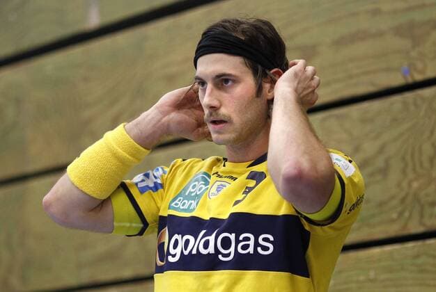 Gummersbach, Eugen-Haas-Halle, 10.11.12: Rhein-Neckars Uwe Gensheimer im Porträt im Spiel der Handball Bundesliga zwischen VFL Gummersbach vs. Rhein-Neckar Löwen in der Saison 2012 2013.