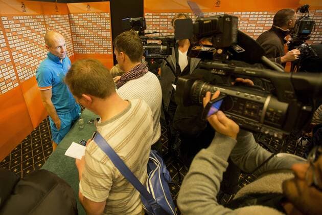 Arjen Robben of Holland during the Training Session of the Dutch Team at Sportpark Nieuw Zuid on November 12, 2012 in Katwijk, The Netherlands. Training session Dutch team Training 2012 2013 xVIxxIVx 1244160