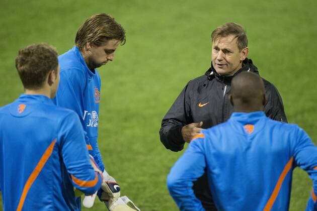 Goalkeeper Tim Krul of Holland during the Training Session of the Dutch Team at Sportpark Nieuw Zuid on November 12, 2012 in Katwijk, The Netherlands. Training session Dutch team Training 2012 2013 xVIxLaurensxLindhoutxIVx 1244134