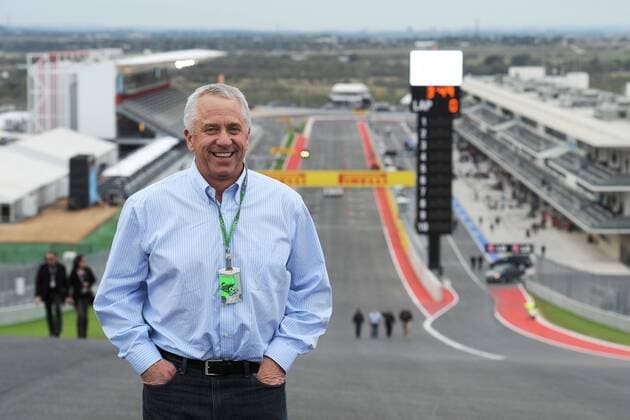 FORMER BICYCLE RACER AND TOUR DE FRANCE WINNER GREG LEMOND HERE WALKING ON TRACK AS TOTAL SPECIAL GUEST FORMULA 1 - GP of USA - Circuit of the Americas - Austin - 16 11 2012 BernardAsset Panoramic 