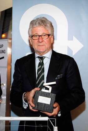 Preisträger Marcel Reif bei der Querdenker - Award Verleihung am 16.11.2012 in München Verleihung Querdenker-Award 2012 in München 