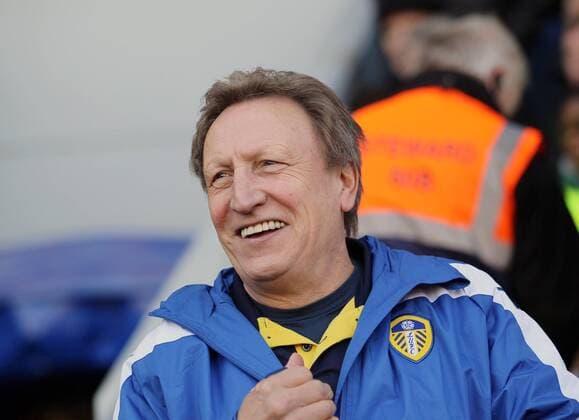 Fußball, Trainerhistorie, Leeds United Leeds Neil Warnock looks on.. Millwall FC - Leeds United. Npower Championship- The New Den, London- 18 11 12 - xDavidxKleinxSportimagex EDITORIAL USE ONLY. No use with unauthorised audio, video, data, fixture lists, club league logos or live services. Online in-match use limited to 120 images, no video emulation. No use in betting, games or single club league player publications.