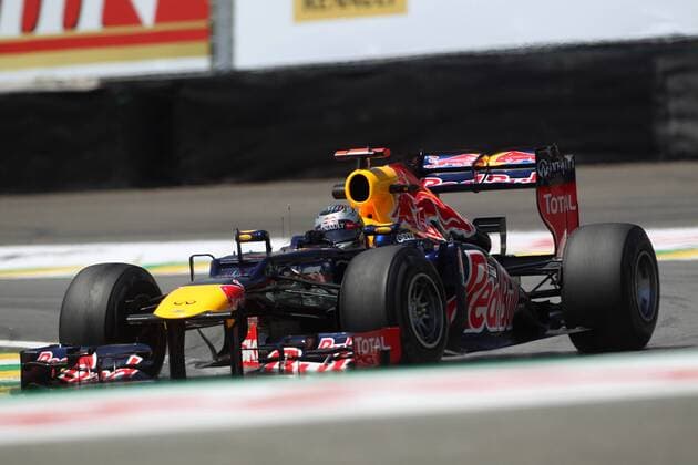 23.11.2012- Free Practice 1, Sebastian Vettel (GER) Red Bull Racing RB8 Brazilian Grand Prix, Sao Paulo 22-25 November 2012 