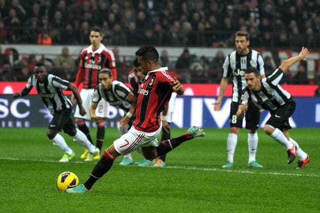 Robinho segna il rigore Milan Calcio - AC Milan vs Juventus Turin Serie A - Mailand 25 11 2012 Stadio San Siro Milano Football Calcio 2012 2013 federicoxtardito