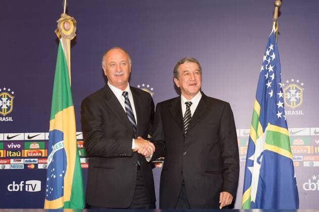 Luiz Felipe Scolari und Carlos Alberto Parreira während der Pressekonferenz des CBF zur Vorstellung des neuen brasilianischen Nationaltrainers in Rio de Janeiro RJ, Brasilien x(11)xCelsoxPupox xFotoarenax  (13081) CBF anuncia novo